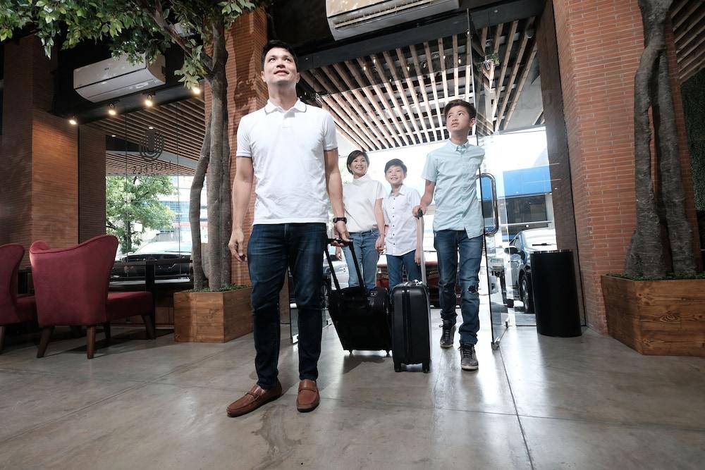 U Hotels Makati San Pedro Makati Eksteriør billede